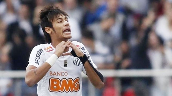 &ldquo;Ở tuổi của Neymar, Ronaldo chỉ l&agrave; 1 cầu thủ tầm thường&rdquo; 3