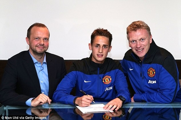 Hài hước: David Moyes không thể đọc đúng tên Januzaj 2