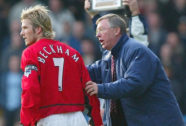 Sir Alex buộc tội Victoria làm “hư” Beckham 1