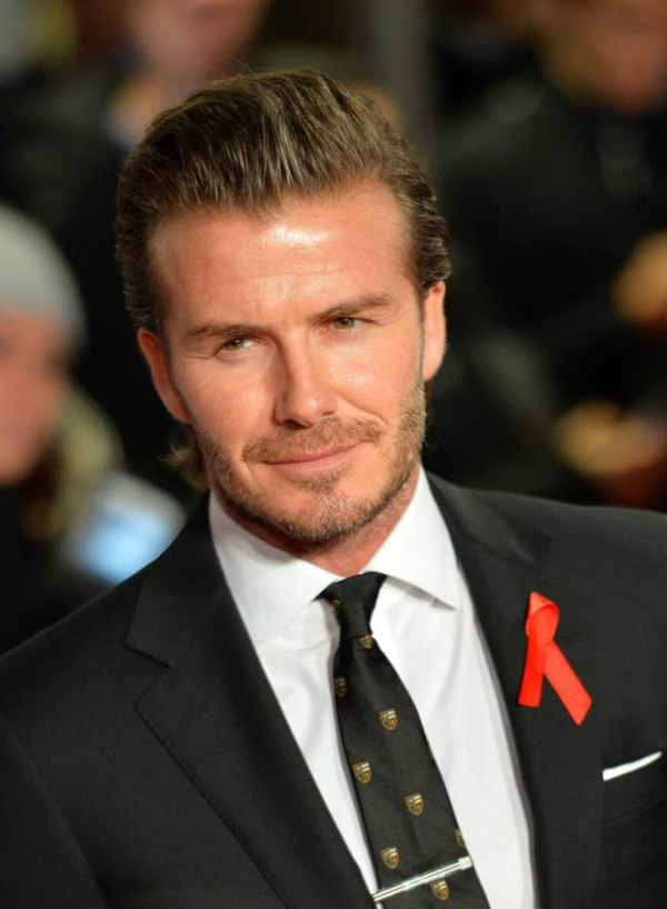 Chàng sinh viên kiếm lời hơn 80 triệu đồng từ bộ quần áo cũ của Beckham 3