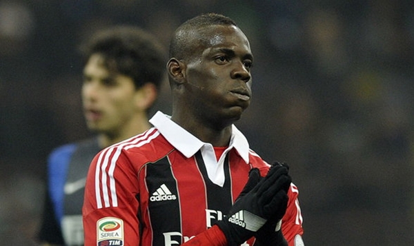 Balotelli đấu khẩu với tình cũ đòi quyền nuôi con 1