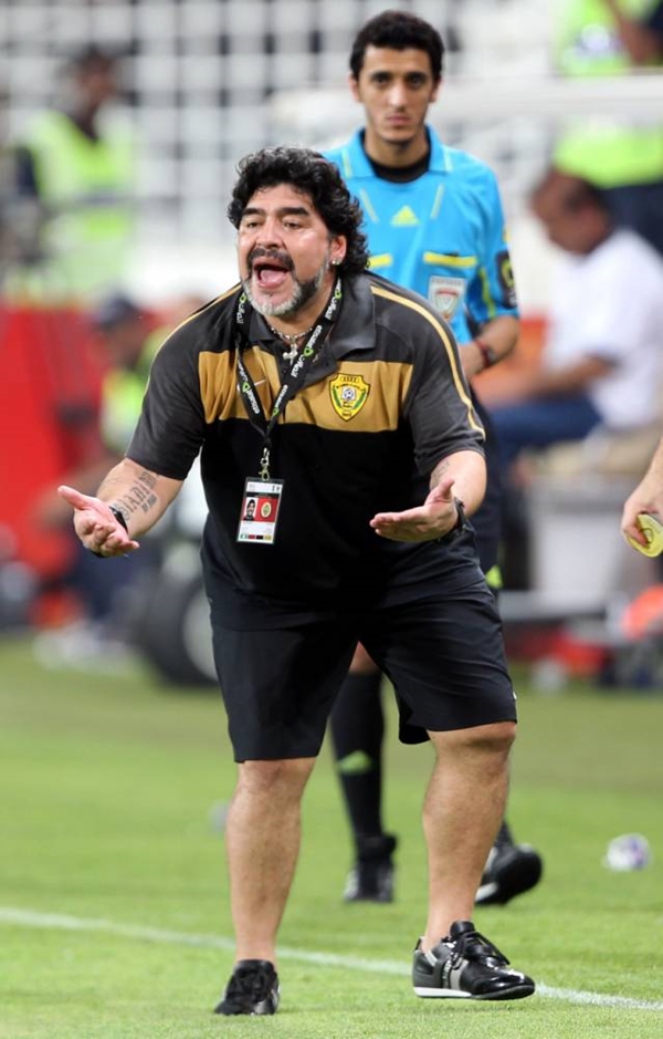 Maradona khoe ảnh cơ bắp trên twitter 3