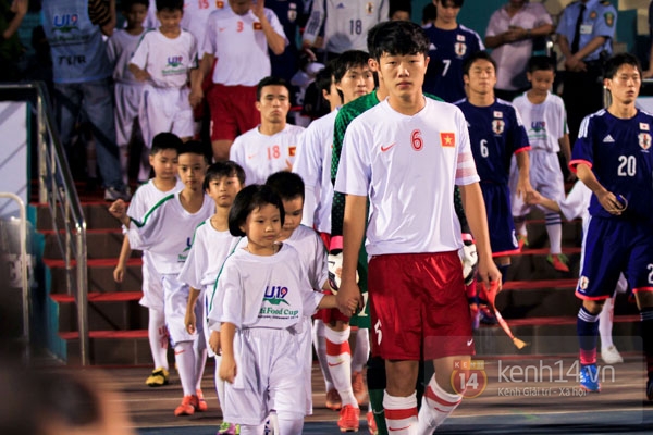 Chùm ảnh nỗi thất vọng của U19 Việt Nam sau trận thảm bại trước U19 Nhật 9