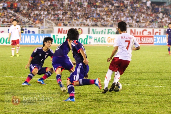 Chùm ảnh nỗi thất vọng của U19 Việt Nam sau trận thảm bại trước U19 Nhật 14