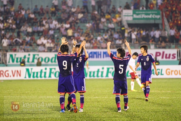 Chùm ảnh nỗi thất vọng của U19 Việt Nam sau trận thảm bại trước U19 Nhật 12