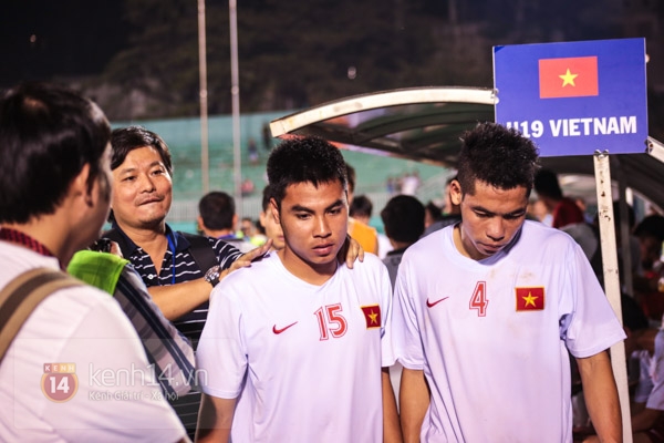 Chùm ảnh nỗi thất vọng của U19 Việt Nam sau trận thảm bại trước U19 Nhật 6