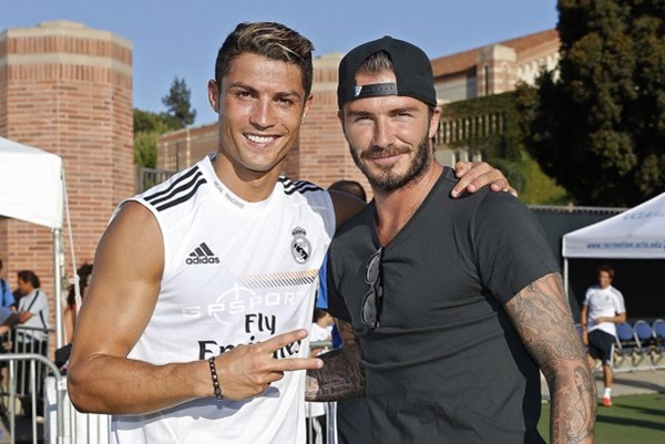 Beckham &ldquo;ch&egrave;o k&eacute;o&rdquo; Ronaldo sang đ&aacute; cho Miami 1