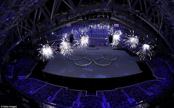 Olympic Sochi 2014 kết thúc bằng lễ bế mạc lung linh sắc màu 16