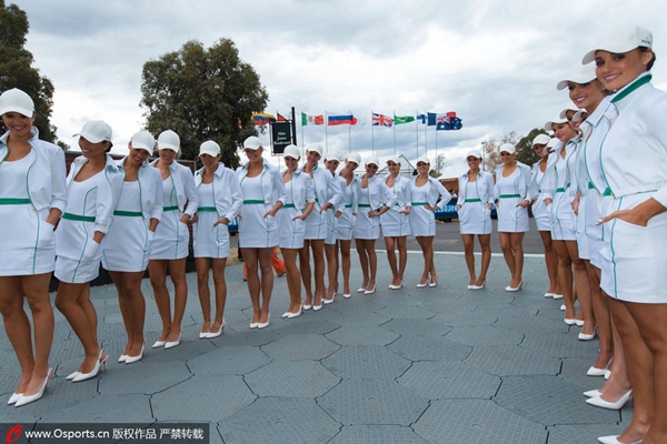 Dàn người đẹp chân dài “hâm nóng” đường đua F1 tại Úc 4