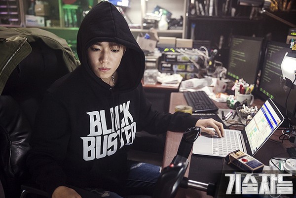 Kim Woo Bin v&agrave; Park Shin Hye &ldquo;phản đ&ograve;n&rdquo; Lee Min Ho tr&ecirc;n m&agrave;n ảnh 7
