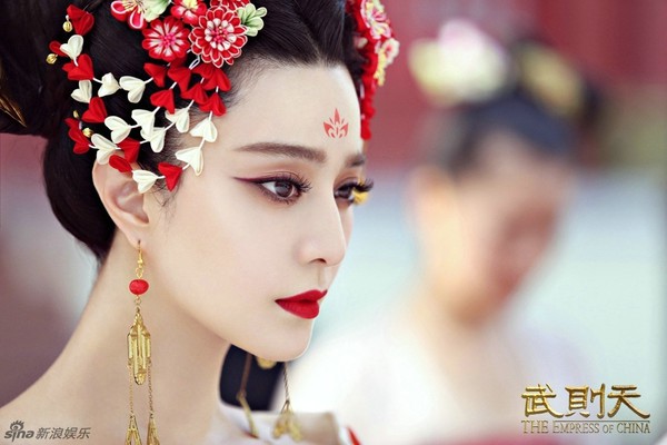 6 b&agrave;i học về t&igrave;nh y&ecirc;u m&agrave; con g&aacute;i r&uacute;t ra từ bộ phim V&otilde; Tắc Thi&ecirc;n 1