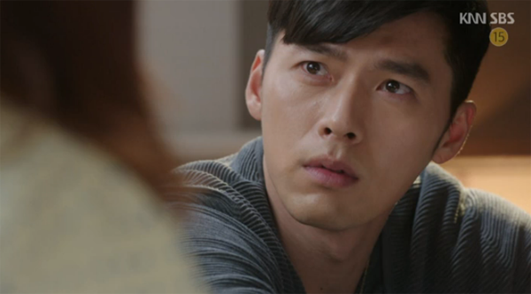 Robin (Hyun Bin) cứu Jang Hana (Ha Ji Min) thoát chết trong gang tấc 4