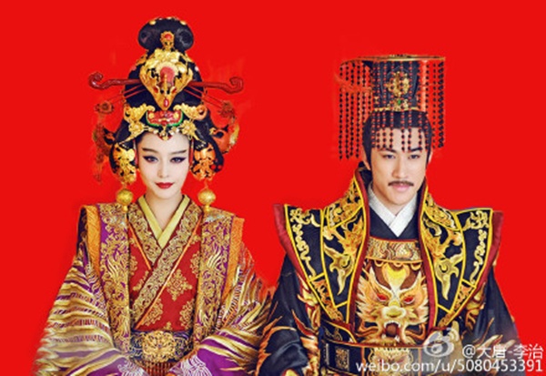 Ngỡ ng&agrave;ng ngắm phục trang đ&ocirc;i lộng lẫy của L&yacute; Trị v&agrave; Mị Nương 19