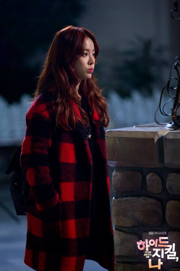 Hyun Bin - Han Ji Min cực đáng yêu trên phim trường "Hyde, Jekyll, I" 2