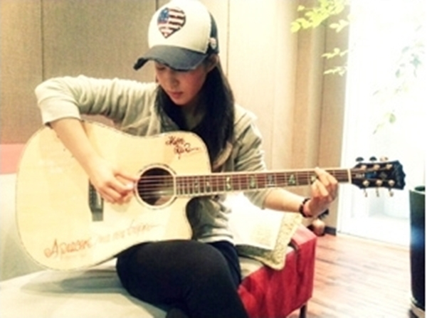 Yuri (SNSD) khoe tài đánh guitar với vai chính đầu tay 4