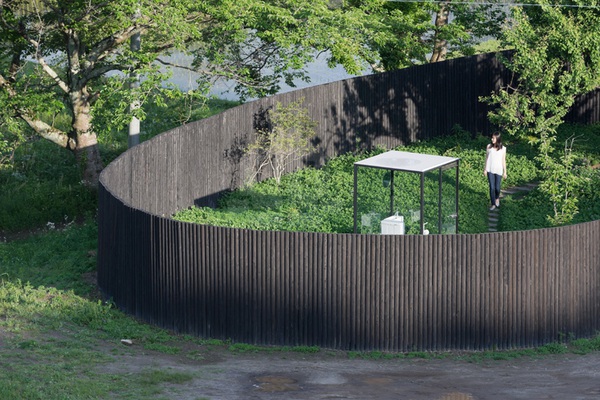 Toilet lộ thiên đầy chất thiên nhiên của kiến trúc sư Nhật Bản 6