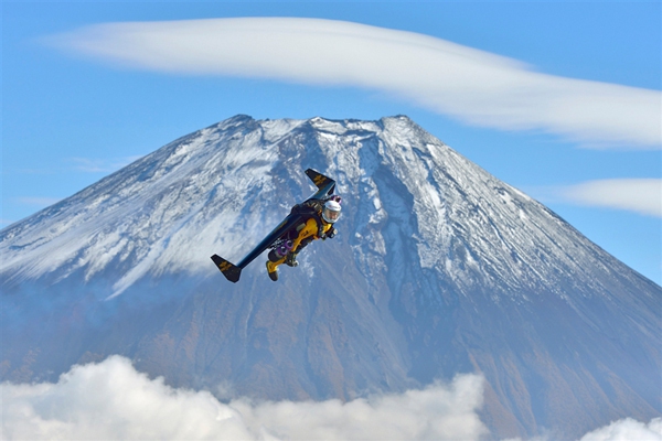 Gặp gỡ "người hỏa tiễn" bay qua đỉnh núi Phú Sĩ 2