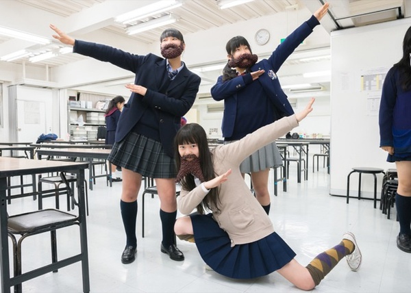 Ngộ nghĩnh với tr&agrave;o lưu r&acirc;u giả được l&agrave;m từ... đậu đỏ 4