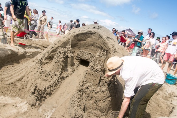 Những tác phẩm ấn tượng tại cuộc thi điêu khắc trên cát tại New Zealand 13