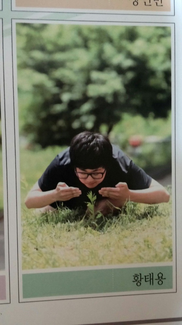 Chết cười với những bức ảnh kỷ yếu hài hước của học sinh Hàn Quốc 19