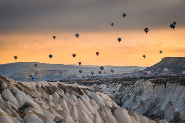 Mơ màng khung cảnh khinh khí cầu trên những ngọn núi tại Thổ Nhĩ Kỳ 2