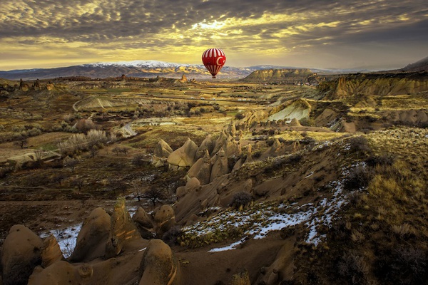 Mơ màng khung cảnh khinh khí cầu trên những ngọn núi tại Thổ Nhĩ Kỳ 6