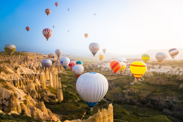 Mơ màng khung cảnh khinh khí cầu trên những ngọn núi tại Thổ Nhĩ Kỳ 7