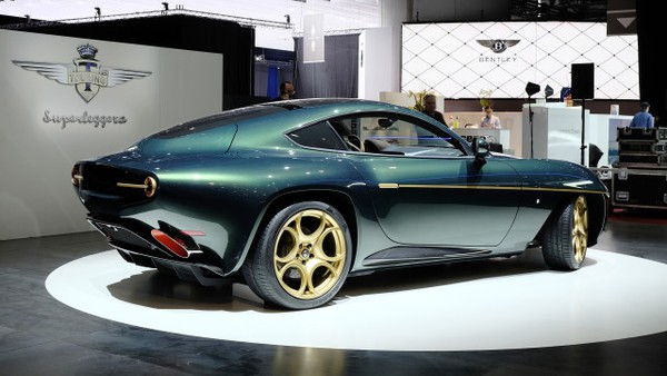 Cùng ngắm dàn siêu xe cực đẹp trong triển lãm Geneva Motor Show 5