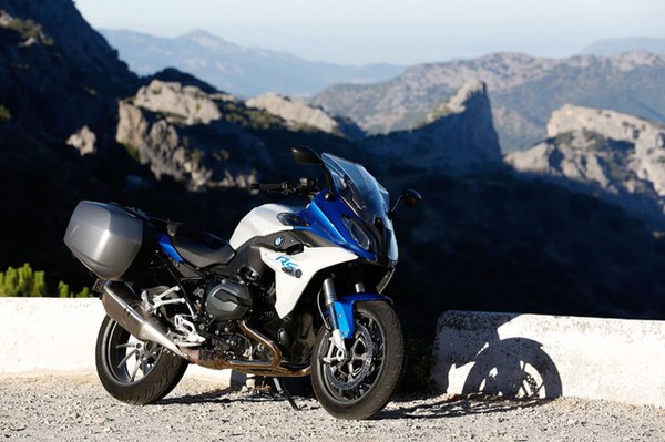 BMW R1200RS 2015: Xe đường trường thể thao mang dáng siêu môtô 4