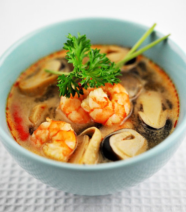 Canh nấm Tom Yum chua cay ấm bụng 10