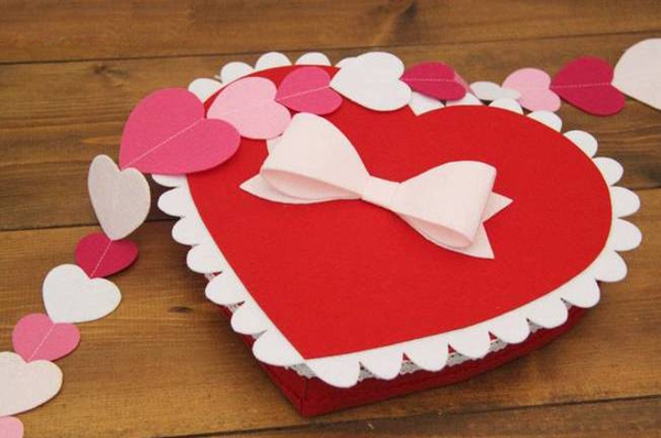 Chuẩn bị hộp đựng quà thật xinh cho ngày Valentine trắng 12