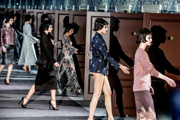 16 năm - Nhìn lại những thành tựu Marc Jacobs để lại cho Louis Vuitton 32