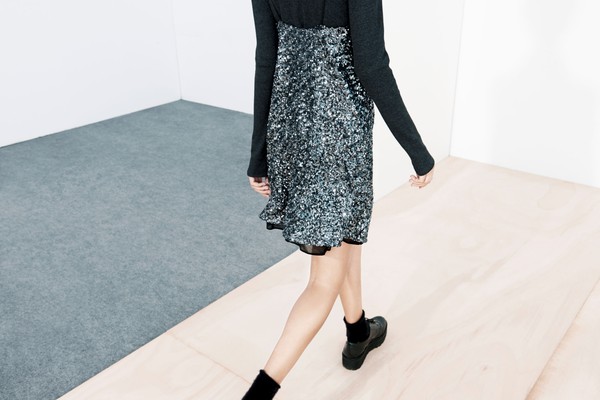 Ngắm lookbook th&aacute;ng 10 đẹp "m&ecirc; mẩn" của Zara & Nasty Gal 8