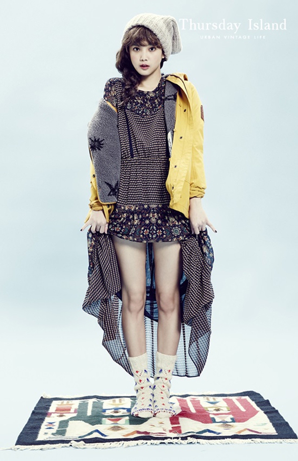 Idol xứ H&agrave;n b&agrave;y c&ocirc;ng thức mix đồ thu với loạt lookbook mới 3