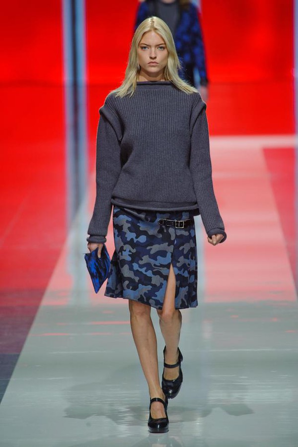 10 xu hướng nổi trội tại London Fashion Week 23