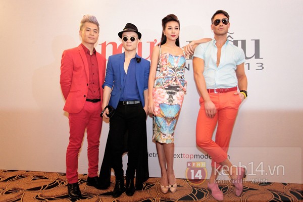 Adam "mi" cả Thanh Hằng lẫn Nam Trung trước mặt th&iacute; sinh VNTM miền Bắc 12