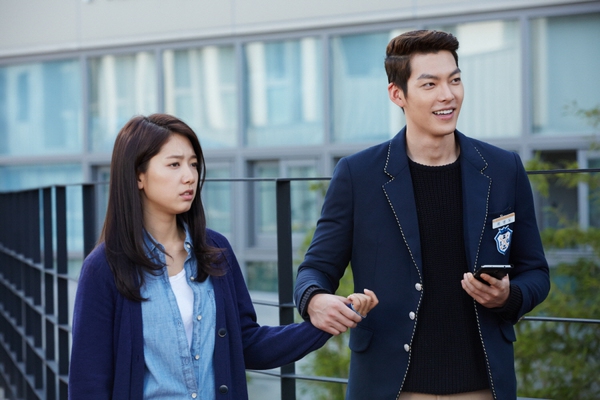 "Zoom in" phong cách của thiếu gia ngang tàng Choi Young Do - The Heirs 20