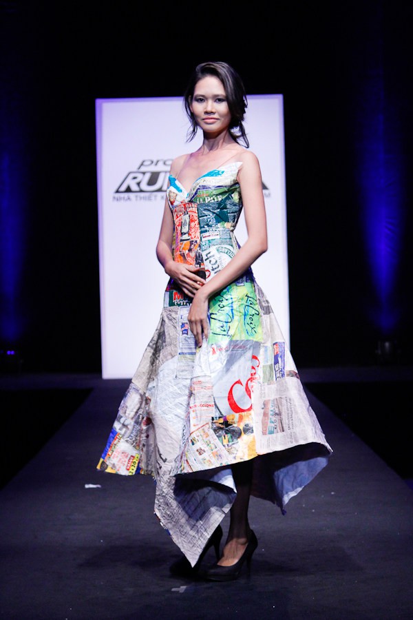 Thí sinh Project Runway thiết kế trang phục từ... rác thải 11