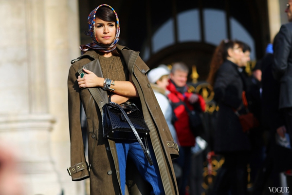 Mê mẩn với vẻ đẹp bay bổng từ street style tại Paris 48