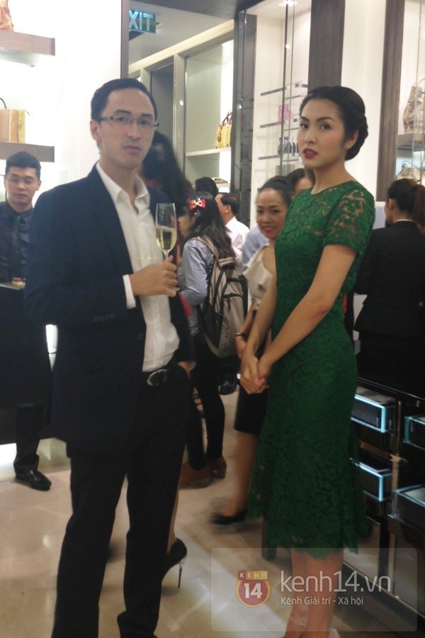 Th&iacute; sinh Hoa hậu H&agrave;n Quốc 2013 c&oacute; khu&ocirc;n mặt giống nhau đến ngỡ ng&agrave;ng 11