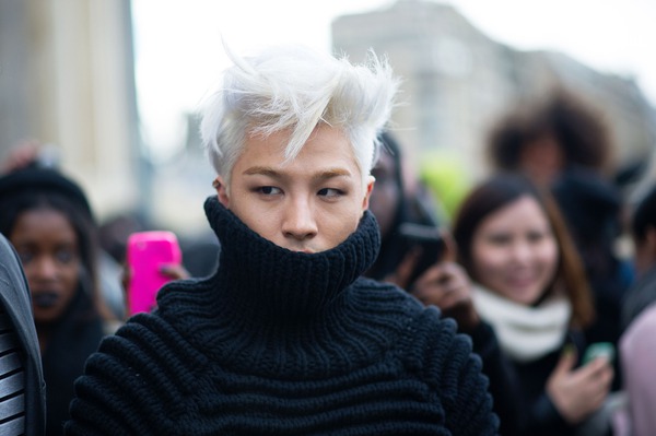 G-Dragon và Taeyang trở thành tâm điểm tại Paris Fashion Week 13