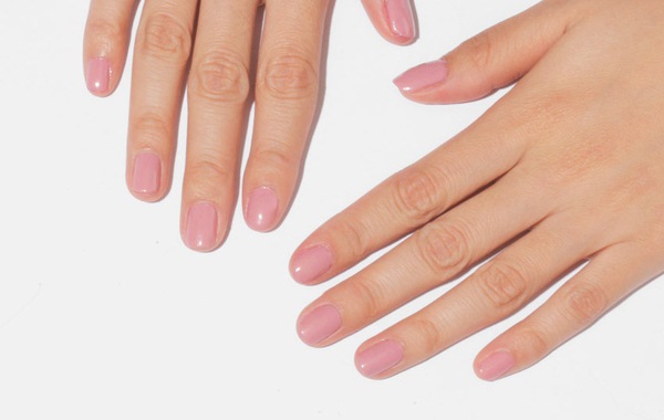 6 màu nail không thể hợp hơn cho ngày Tết 8