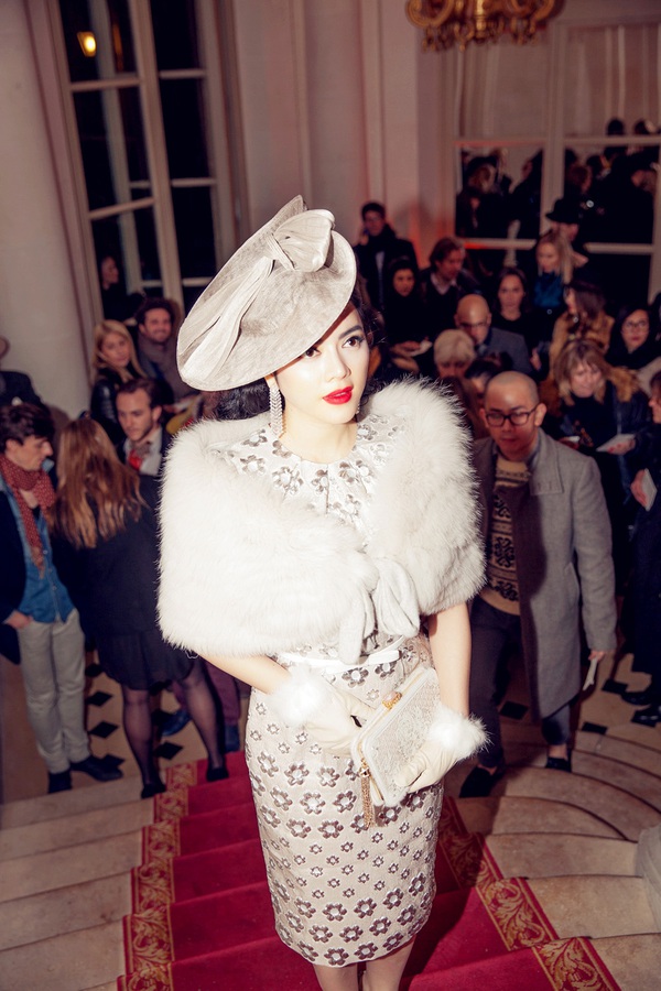 Lý Nhã Kỳ "nghiện" diện style quý tộc tại Paris Fashion Week 6