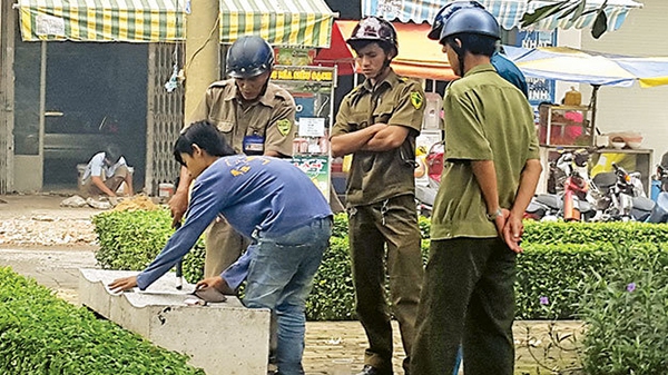 Dân kêu trời vì chợ ma túy giữa ban ngày 15