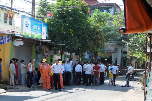Hà Nội: Cháy lớn quán tạp hóa, 5 người trong gia đình thương vong 9