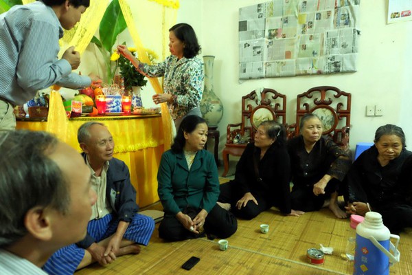 Nỗi đau tột c&ugrave;ng của vợ nạn nh&acirc;n tử vong tại dự &aacute;n đường sắt tr&ecirc;n cao 1
