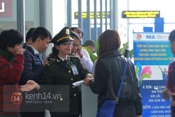 Những hành khách đầu tiên làm thủ tục bay tại ga hàng không lớn nhất Việt Nam 14
