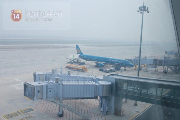 Những hành khách đầu tiên làm thủ tục bay tại ga hàng không lớn nhất Việt Nam 20