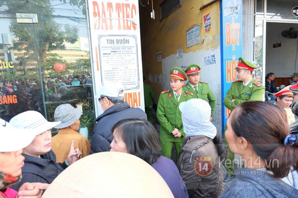 Người dân lập hòm công đức quyên tiền mai táng 6 người trong gia đình chết cháy 4