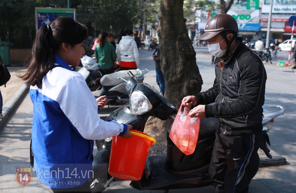 Người dân thả cá có ý thức hơn, Táo Quân vui vẻ về trời 1